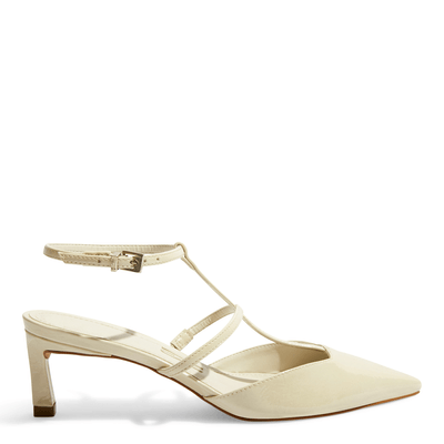 Scarpin Slingback Verniz Off White Salto Baixo Fino