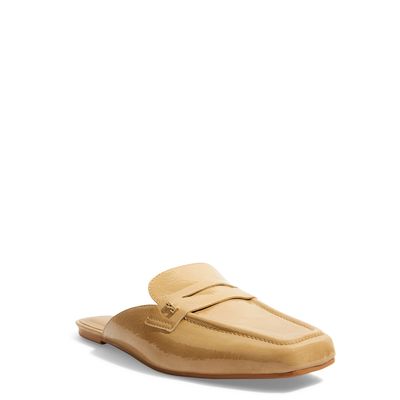 Mocassim Mule Verniz Bege Bico Quadrado