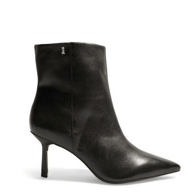 Bota Cano Curto Couro Pelica Preto Salto Fino