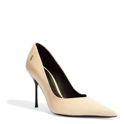 Scarpin Couro Bico Fino Off White Salto Agulha