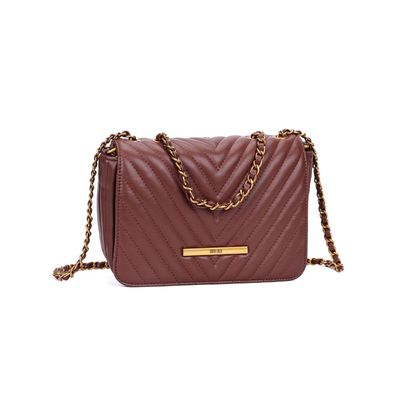 Bolsa Marrom Matelassê Alça Transversal Corrente Dourada