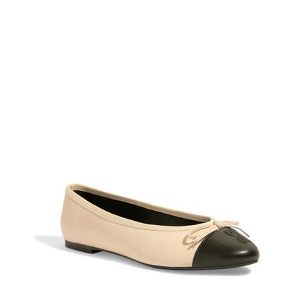 Sapatilha Couro Bico Redondo Creme