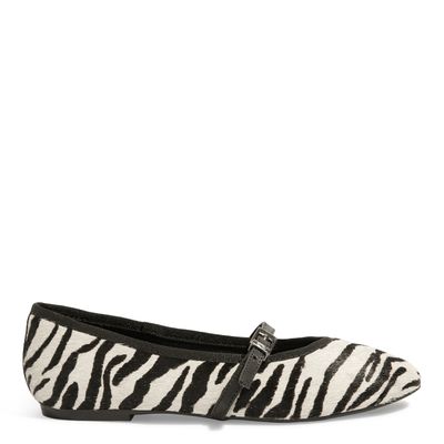 Sapatilha Couro Animal Print Zebra Bico Redondo