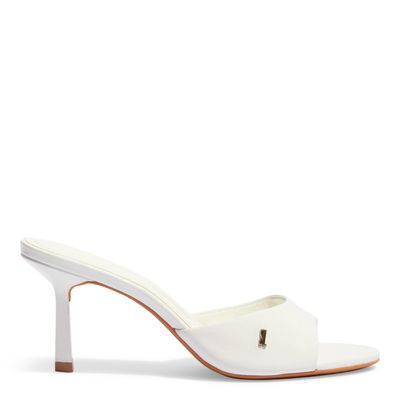 Mule Couro Verniz Branco Salto Fino