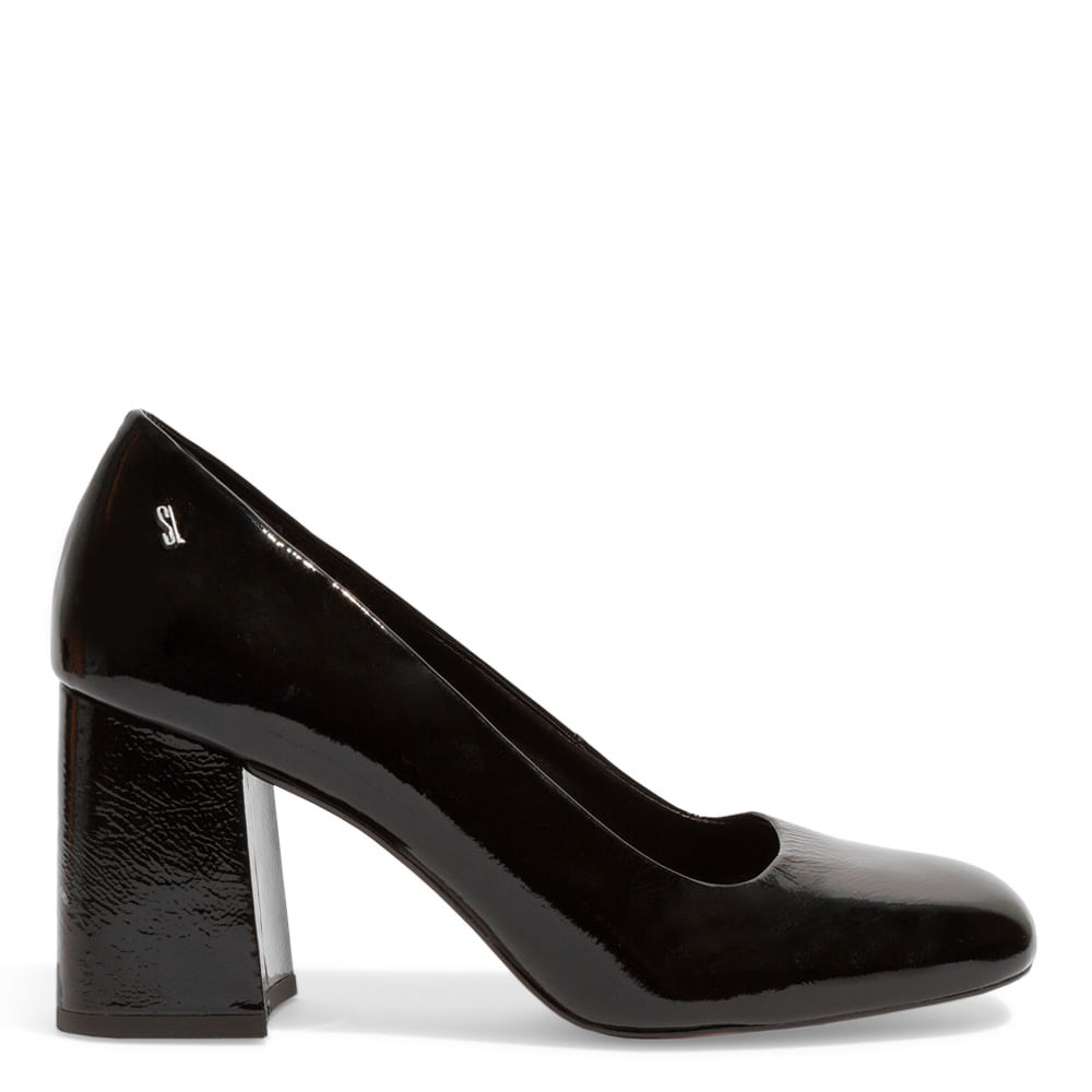 Scarpin Boneca Bege Couro Verniz Bico Redondo - Santa Lolla