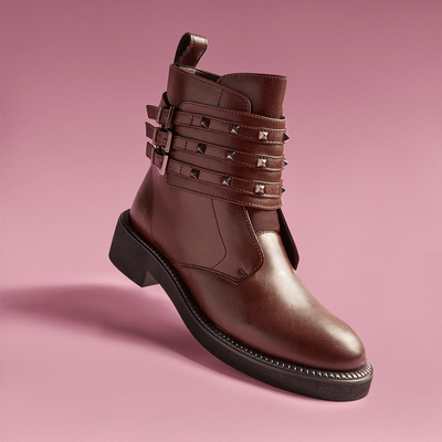 Bota Coturno Couro Marrom Tira Spike Salto Bloco Baixo