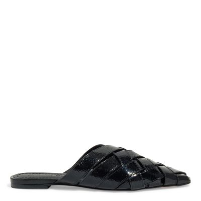 Mule Verniz Preto Tiras Entrelaçada