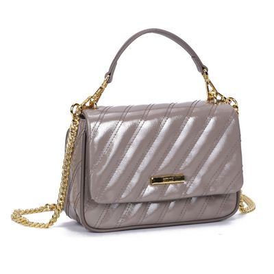 Bolsa Cinza Verniz Glossy Alça Transversal Metalizada
