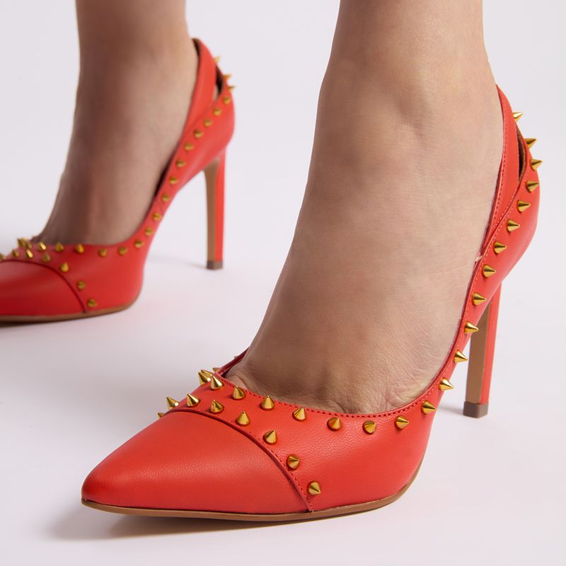 0002.0038.0019.0076_scarpin_spikes_vermelho