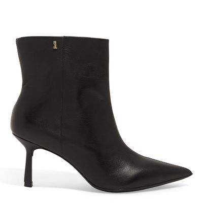 Bota Couro Nobre Soft Preta Cano Curto Bico Fino