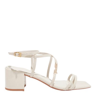 Sandália Off White Verniz Glossy Salto Bloco Baixo