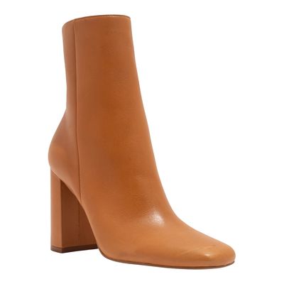 Bota Couro Nobre Soft Caramelo Bico Fino Salto Grosso