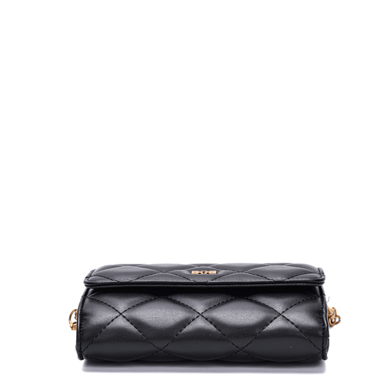 0975.519E.0038.0031_Bolsa_pequena_matelasse_transversal_preta_5.png