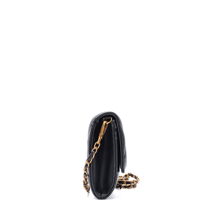 0975.519E.0038.0031_Bolsa_pequena_matelasse_transversal_preta_6.png