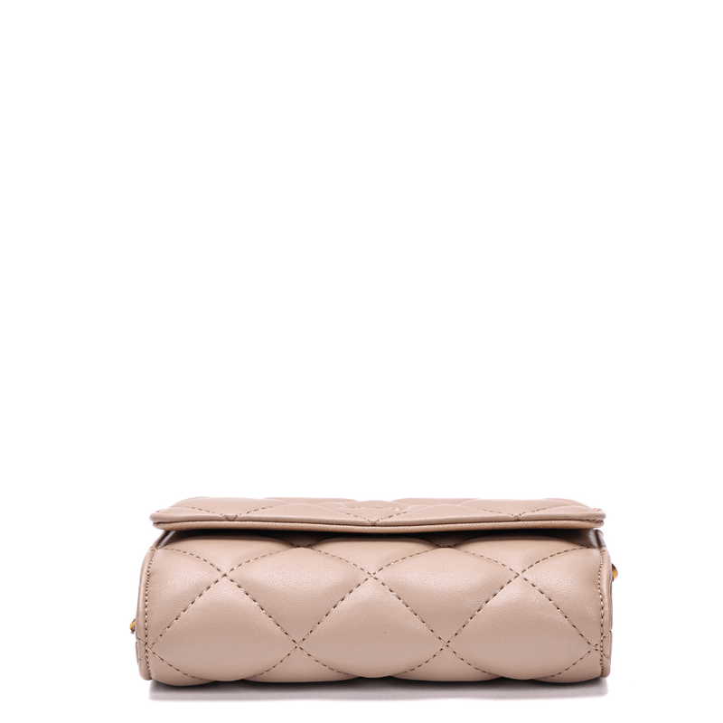0975.519E.0038.0A5C_Bolsa_pequena_matelasse_transversal_6-5.png