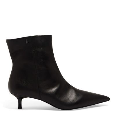 Bota Couro Nobre Soft Preto Cano Curto Bico Fino