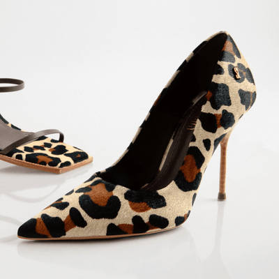 Scarpin Couro Estampa Animal Print Onça Salto Alto Fino