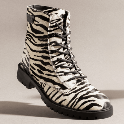 Bota Coturno Tratorada Cadarço Couro Estampa Animal Print Zebra