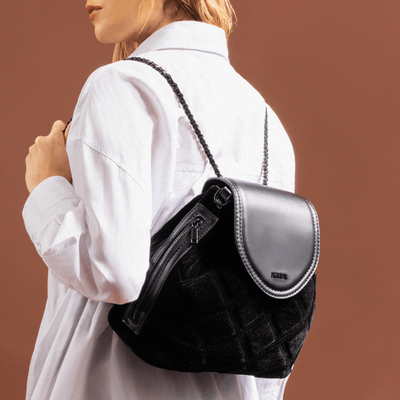 Mochila Veludo Preta