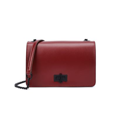 Bolsa Pequena Vermelha Alça Transversal Corrente