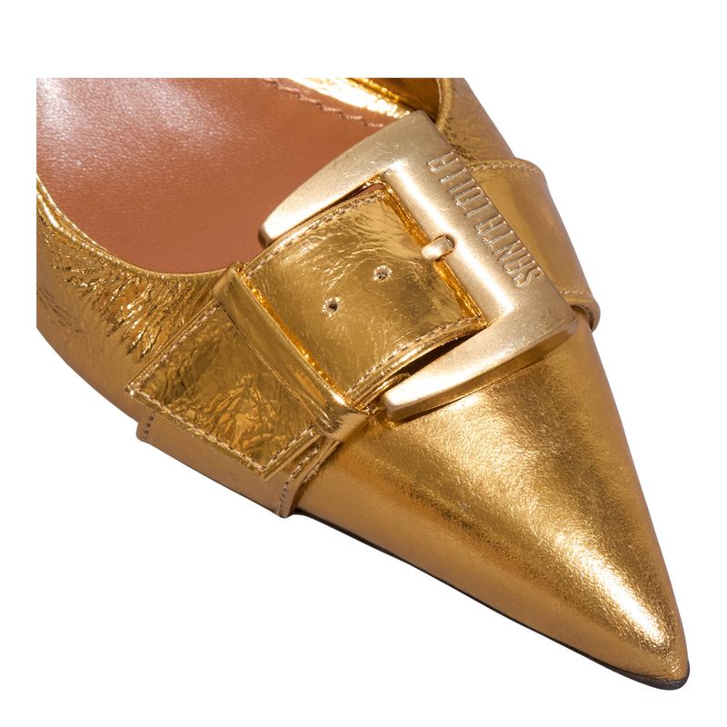Scarpin slingback couro metalizado dourado salto baixo Scarpin slingback couro metalizado dourado salto baixo