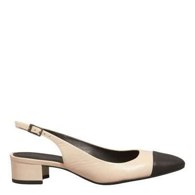 Scarpin Boneca Slingback Couro Pelica Soft Off White Salto Bloco Baixo