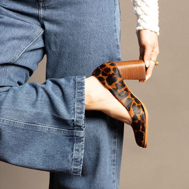 0088.0001.0140.0224_scarpin_saltobloco_animalprint_1-1.jpg