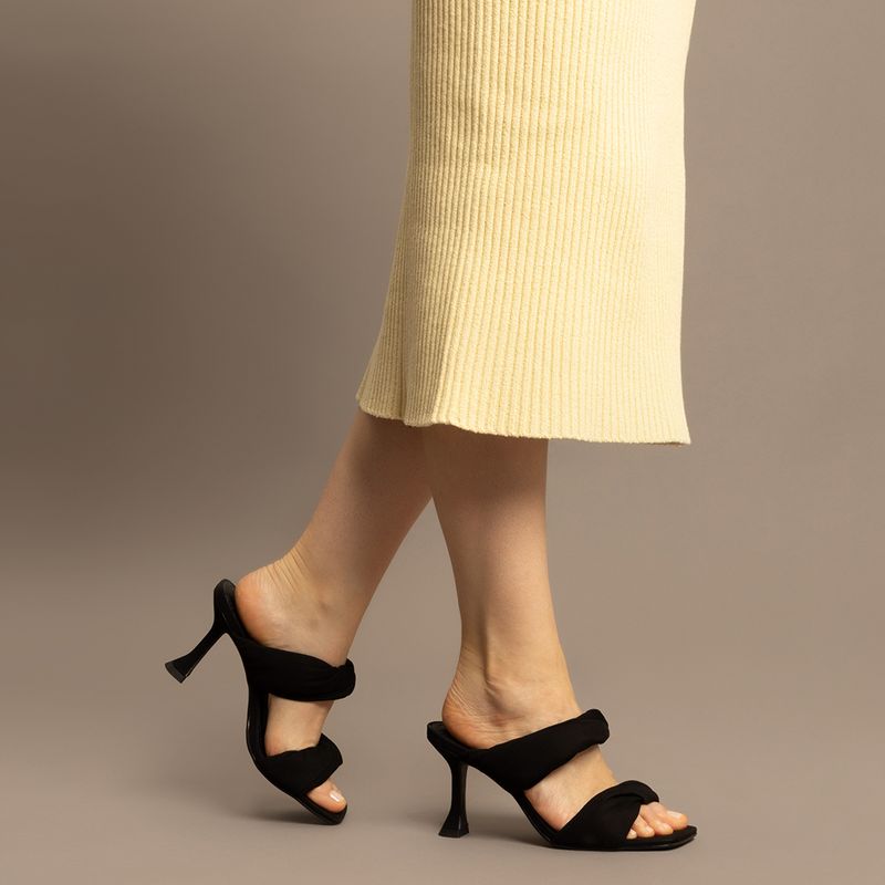 0929.5071.0179.0031_sandalia_mule_preto_2-2.jpg