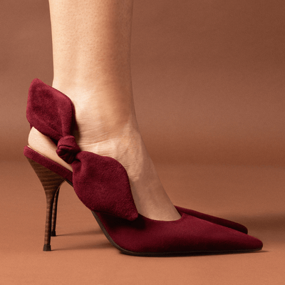Scarpin Slingback Couro Camurça Merlot Amarração