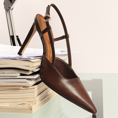 Scarpin Slingback Couro Pelica Marrom Salto Alto