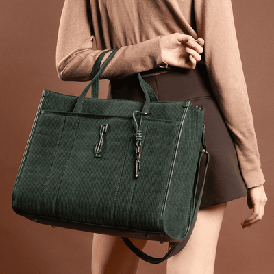 Bolsa Grande Veludo Verde Alça Dupla