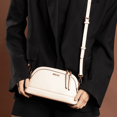 Bolsa Pequena Soft Off White Alça Transversal