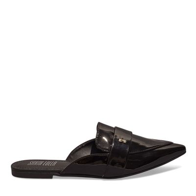 Mule Mocassim Verniz Preto Bico Fino