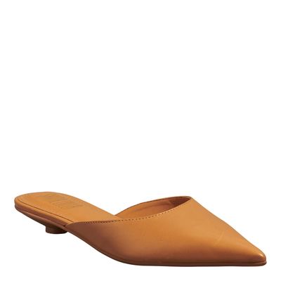 Mule Couro Nobre Bico Fino Caramelo