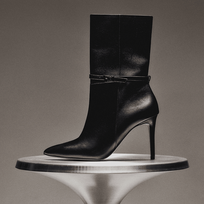 Bota Couro Nobre Soft Preta Cano Curto Salto Alto Fino