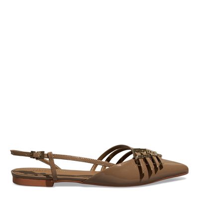Sapatilha Fivela Verniz Bege Escuro Bico Fino Slingback