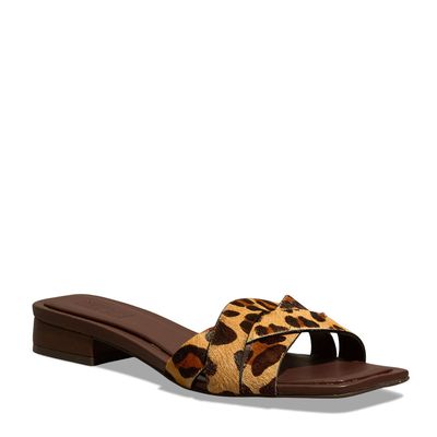 Rasteira couro tiras cruzadas animal print onça