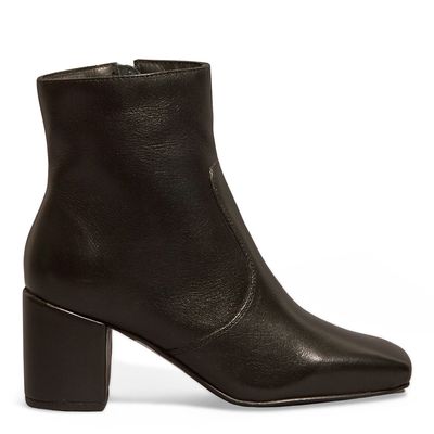 Bota Couro Confort Preta Bico Quadrado Salto Bloco
