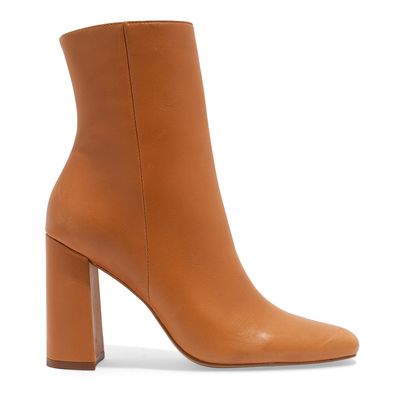Bota Couro Nobre Soft Caramelo Bico Fino Salto Grosso