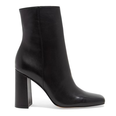 Bota Couro Nobre Soft Preta Bico Fino Salto Grosso